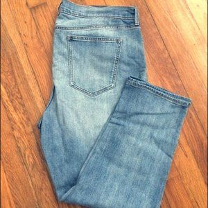Old Navy Perfect Straight Mid-Rise Denim Size 18